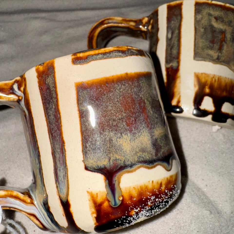 Brown Melty tea cups